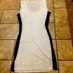 YETTS•B & W bodycon dress,